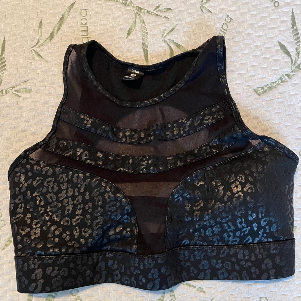 Sports bra